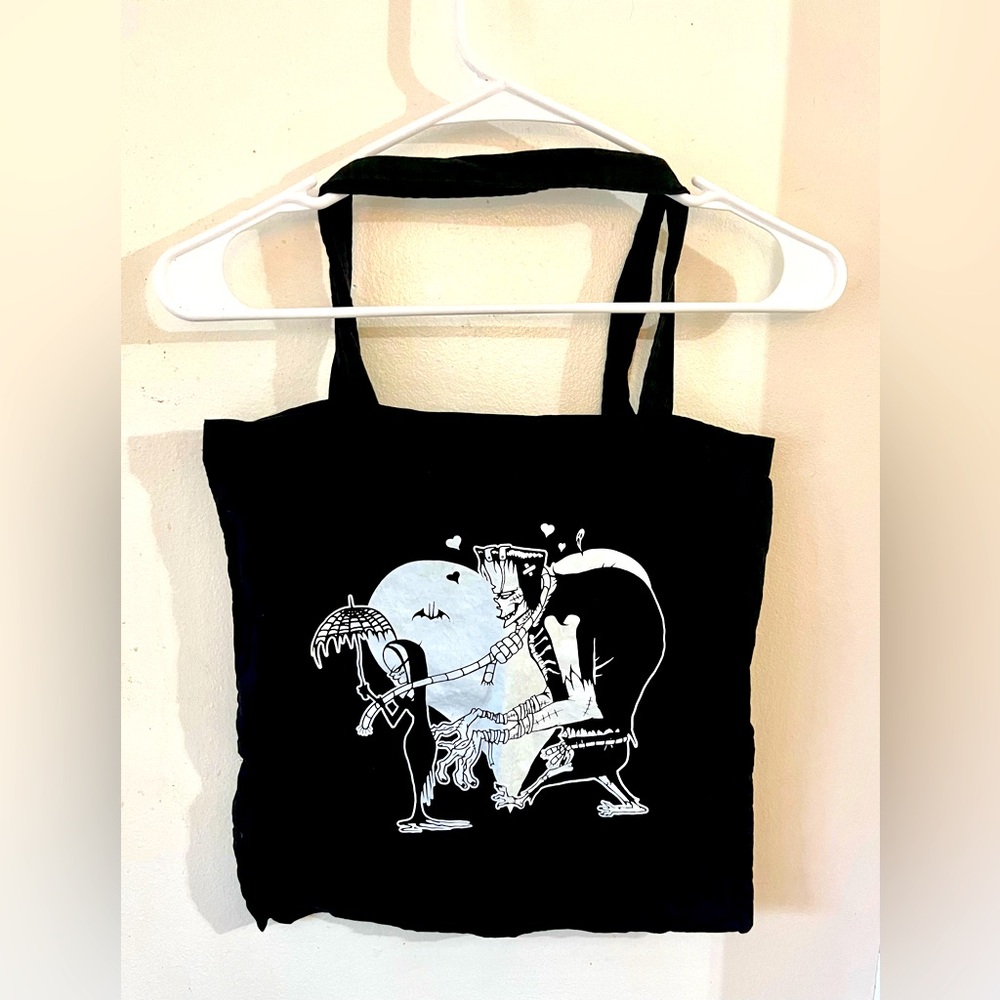 TOTE BAG BLACK GRAPHIC WHITE FRANKENSTEIN DESIGN WITH STRAPS